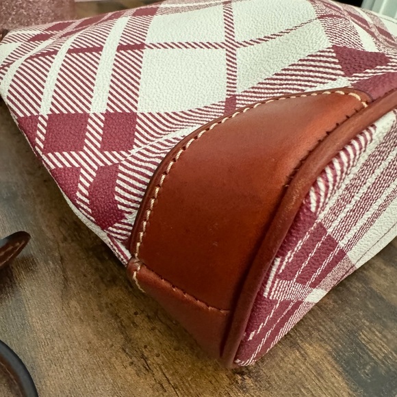 Dooney & Bourke red and cream plaid crossbody. Gently used - Picture 3 of 9